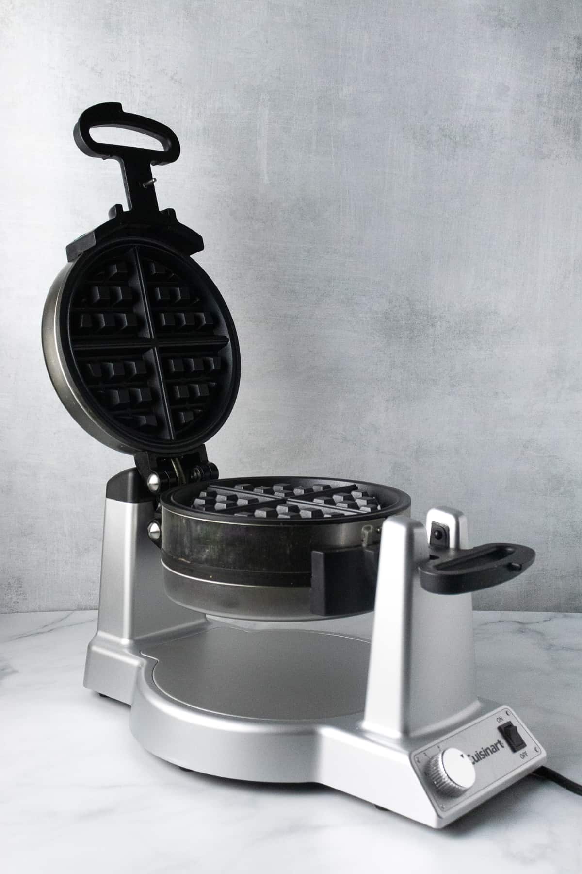 Open flip style waffle maker grid